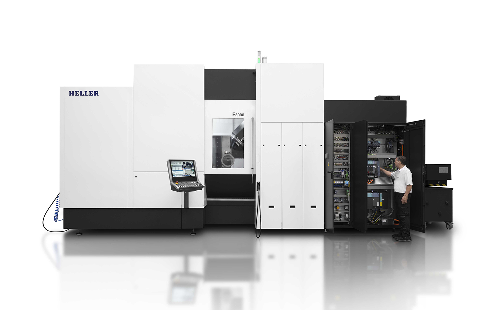 
                
                    The F 8000 high-performance machining centre
                
            